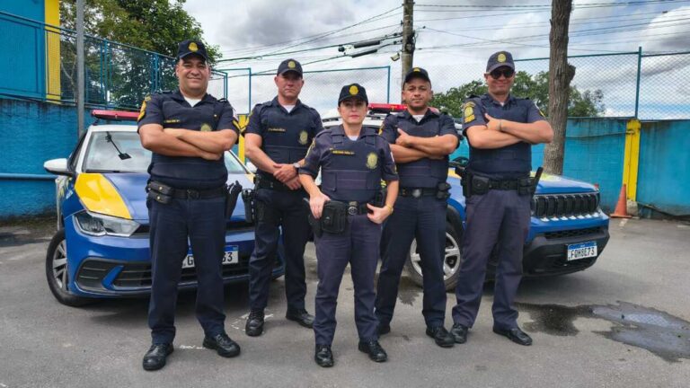 GCM de São Bernardo resgata criança abandonada há 4 dias em casa no Batistini