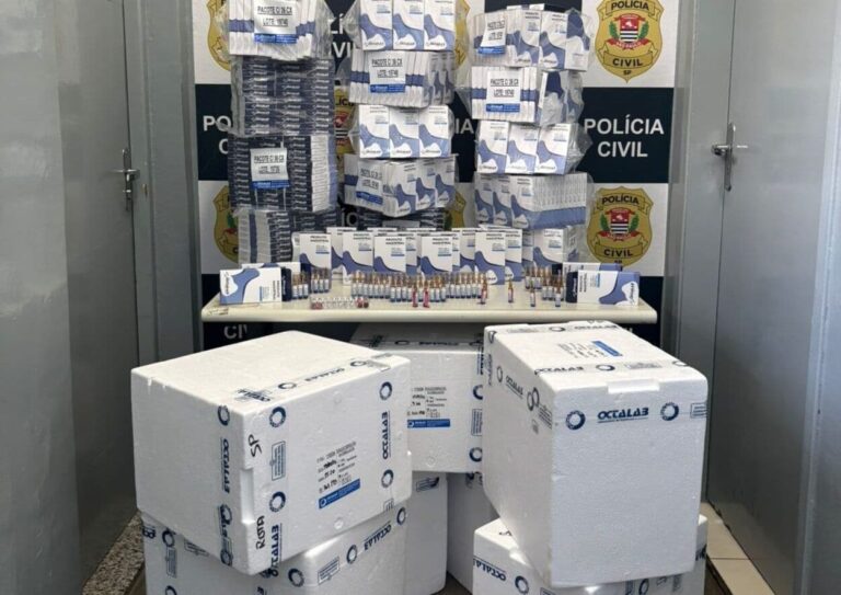 Polícia Civil apreende 90 mil ampolas de emagrecedores em farmácia clandestina de Santo André. Divulgação