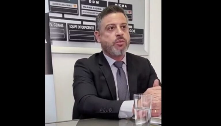 Detalhes revelados pelo Setor de Homicídios mostram que Cássio Zampieri perseguia a vítima com ameaças via Pix e divulgação de fotos íntimas antes do feminicídio