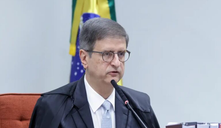 Paulo Gonet, apresenta parecer contrário à prisão domiciliar para Bolsonaro