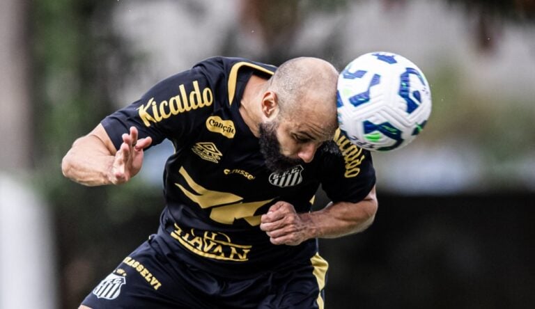Santos Thaciano