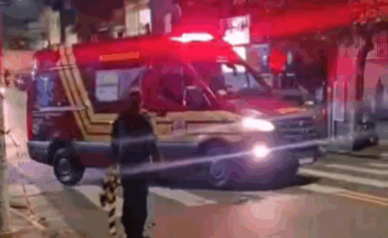 Motociclista em alta velocidade atropela homem em Diadema