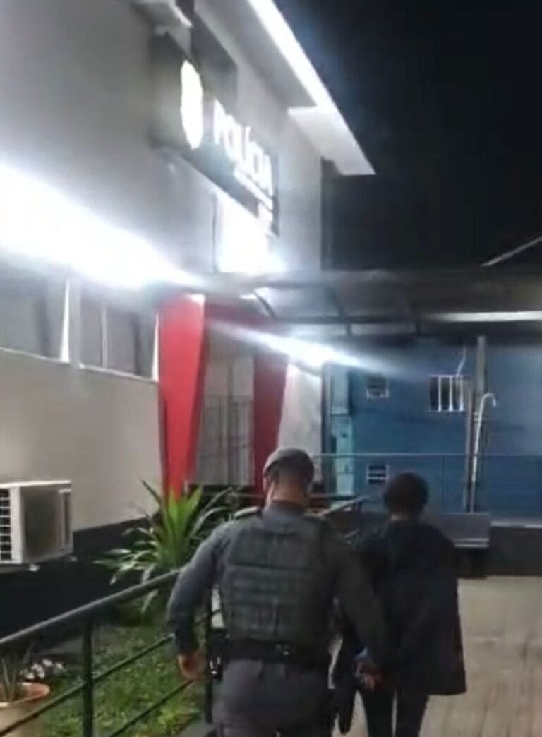 Procurada por furtos na região do Taboão é capturada pela PM durante patrulhamento em Diadema