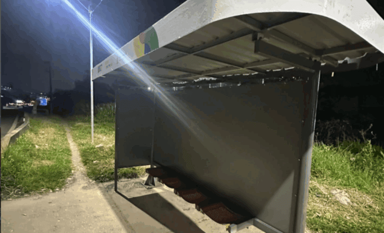 São Bernardo inicia testes com novos modelos de abrigos de ônibus na Rodovia Anchieta