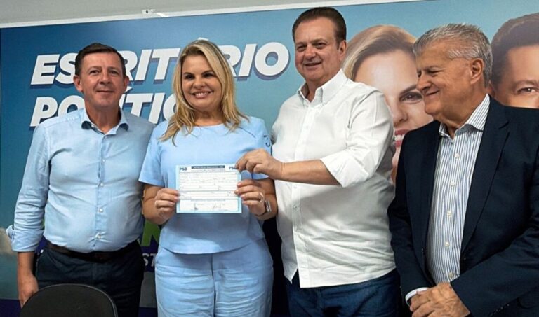 Carla Morando se filia ao PSD em ato com Kassab e reforça apoio a Ronaldo Caiado