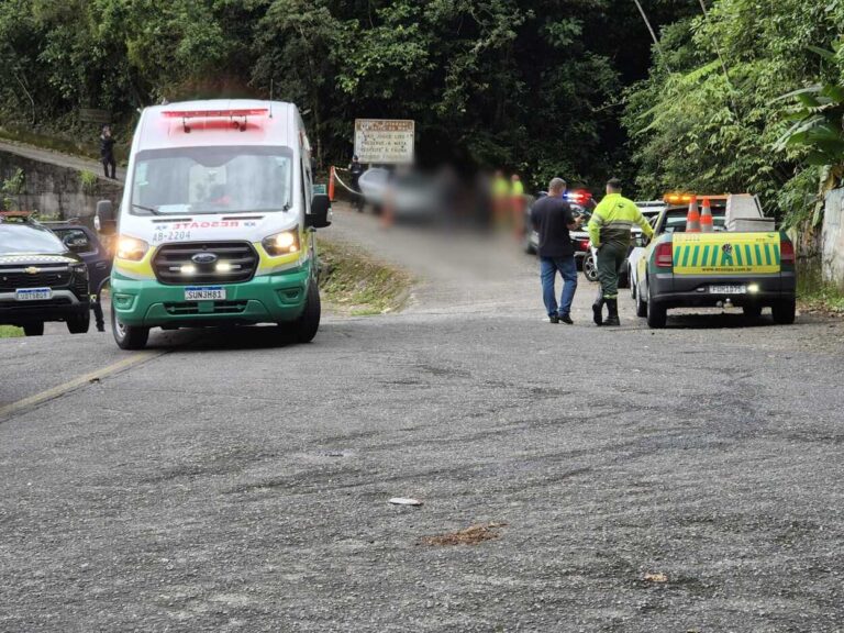 GCM de São Paulo é encontrada morta dentro de carro na Rodovia dos Imigrantes
