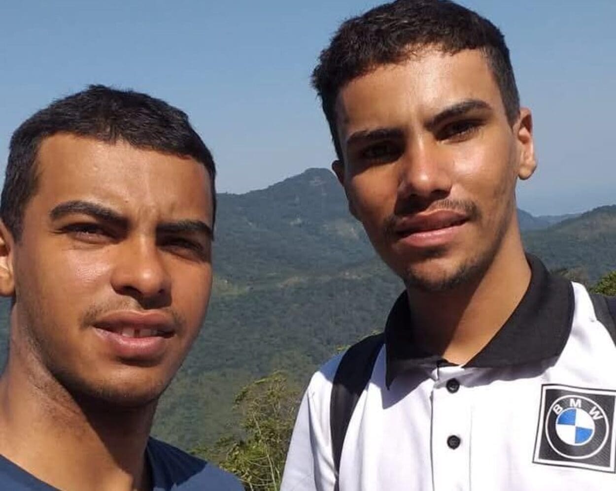 Lágrimas: Washington, visivelmente traumatizado, descreveu o momento em que fez a liberação do corpo do irmão no IML 