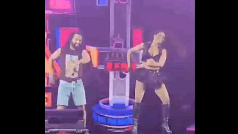 Fã do ABC sobe ao palco em show de Joelma e rouba a cena no Estância, em São Bernardo