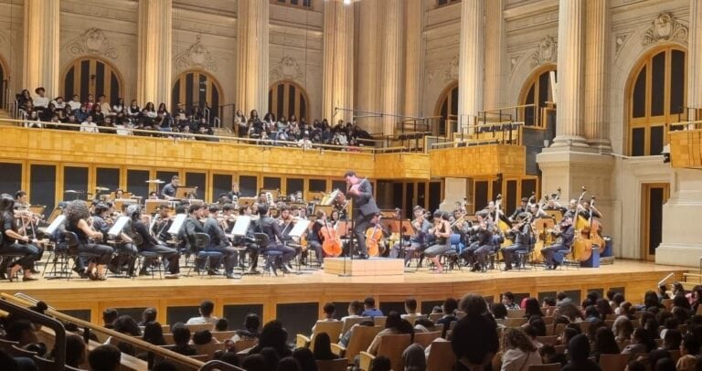 Alunos de Diadema participam de concerto didático na Sala São Paulo por meio de projeto da Fundação Osesp