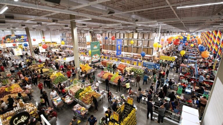 Assaí amplia oferta de produtos saudáveis e cria categoria de suplementação em loja de São Caetano