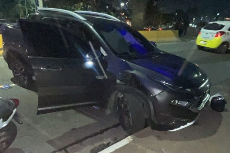 Carro do ex-secretário de Meio Ambiente de Diadema, Vaguinho, causa acidente em série