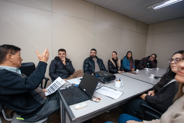 ‘O Conecta Professor me permitiu sonhar’, diz educador da rede municipal de São Bernardo que fará intercâmbio em Portugal