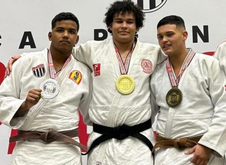 Equipe masculina de judô sub-18 de São Bernardo é campeã do Paulista da categoria