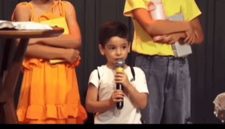 Menino de 3 anos viraliza ao rezar por Neymar na Copa e recebe resposta do craque