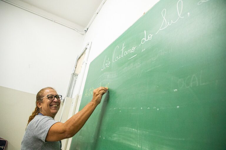 Prefeitura de São Caetano reajusta o salário dos servidores públicos em 5,1%, o maior índice do ABC
