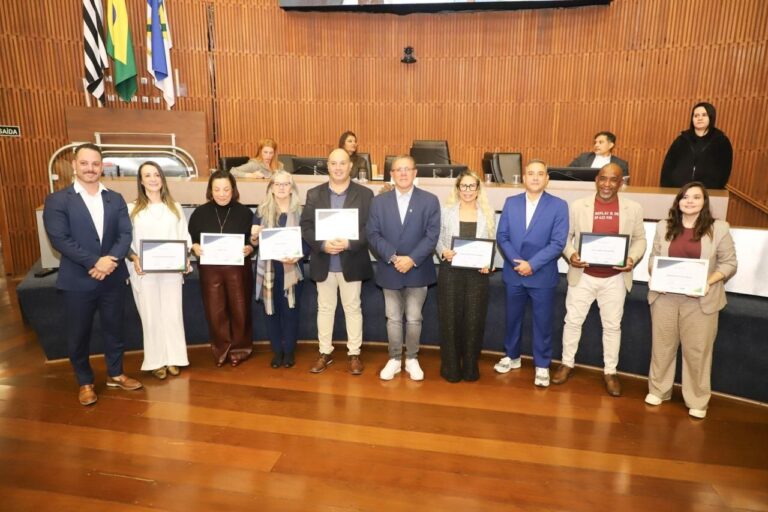 Sessão solene celebra 35 anos de integração e conquistas regionais do Consórcio ABC