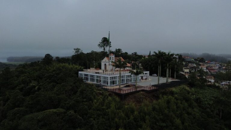 Ribeirão Pires recebe propostas até 28 de maio para concessão de espaços comerciais no Mirante Santo Antônio