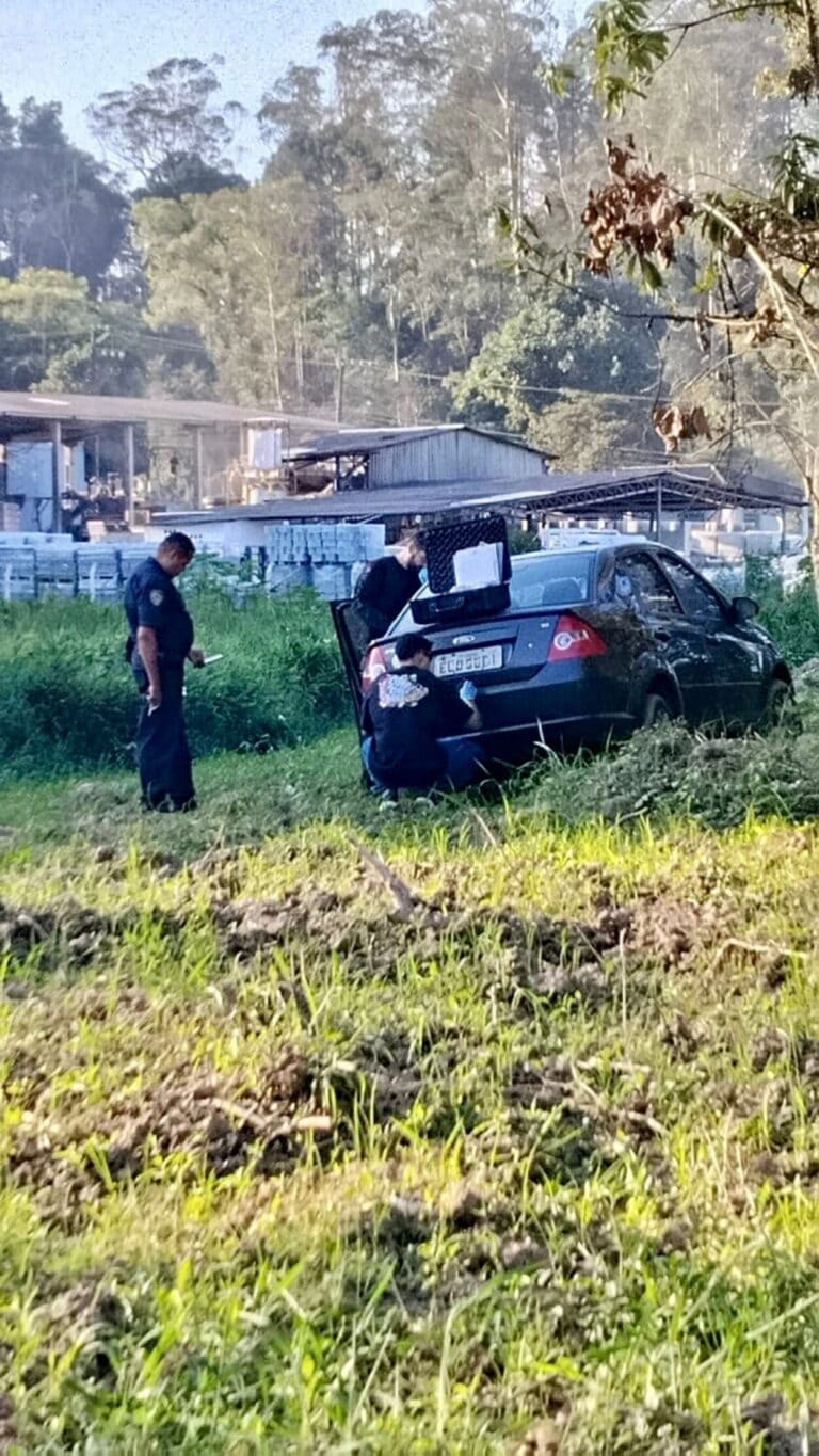 GCM de Ribeirão Pires recupera veículo roubado e apreende carro ligado a estelionato