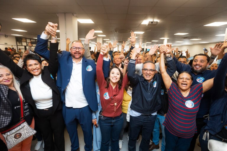 Em evento com mais de 3.000 pessoas em São Bernardo e ao lado de Renata Abreu, Fran Silva lança pré-candidatura a deputado estadual