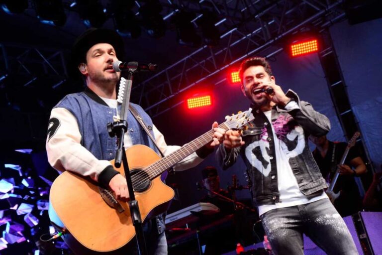 Israel & Rodolffo embalam o Dia dos Namorados no Arraial Solidário de Santo André