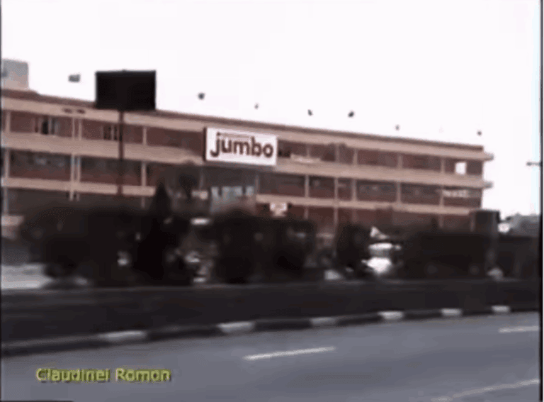 Vídeos nostálgicos revelam Santo André nos anos 90 com imagens da Praça Adhemar de Barros e Jumbo Eletro
