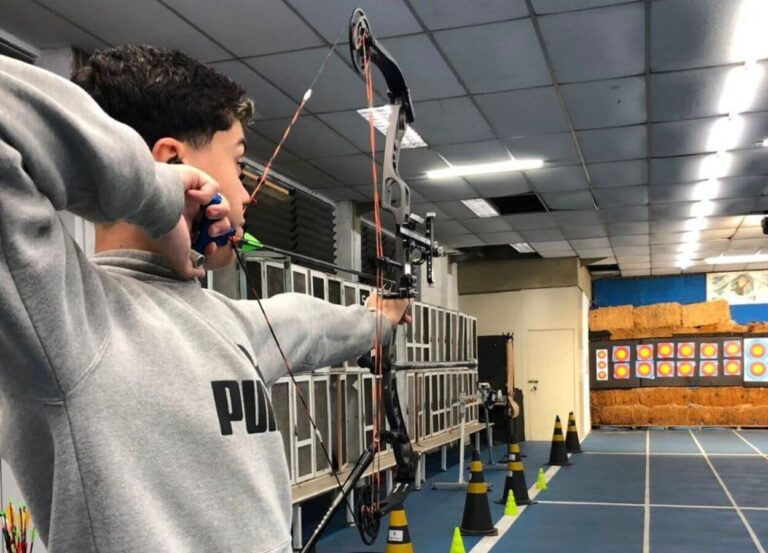 De Diadema para o Brasil: jovem arqueiro conquista vaga em campeonato nacional e desponta como promessa da modalidade