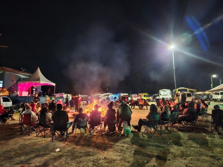 Liberdade e vida nova fazem parte da rotina de casais que transformam a vida com a cultura dos motorhomes
