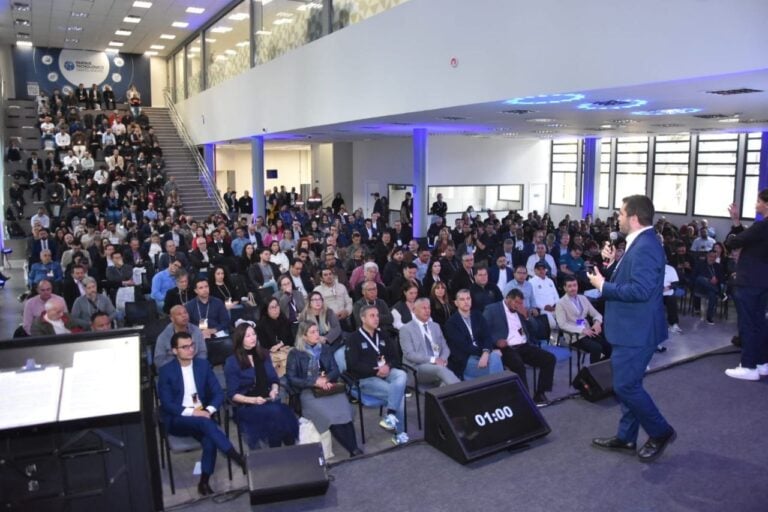 Gilvan Ferreira apresenta Praça do Futuro com soluções inteligentes que se tornam referência para a região