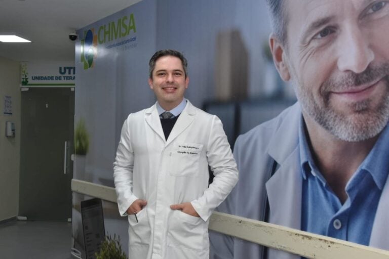 Médico do CHM de Santo André é referência mundial em cirurgia do aparelho digestivo
