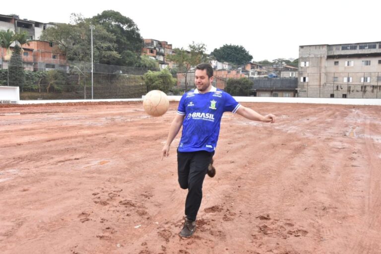 Santo André avança na construção da Praça de Esportes do Jardim do Estádio e na modernização do Campo do Aliança