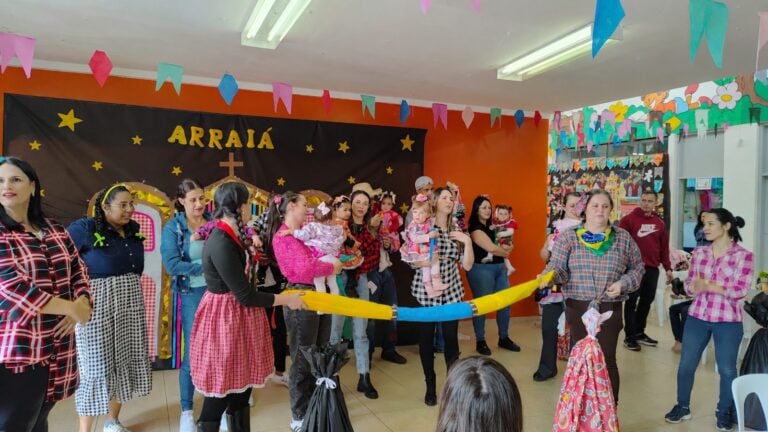 Primeiro fim de semana de festas juninas reúne centenas de famílias nas escolas municipais