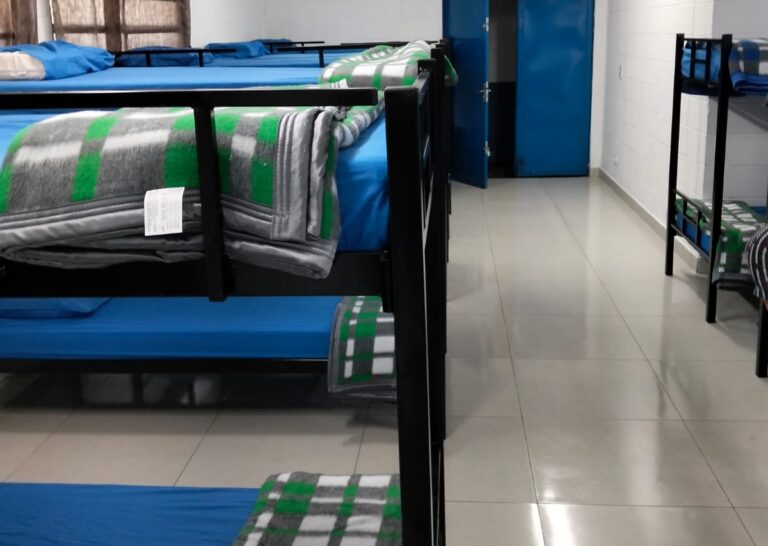 Com a chegada do inverno, Centro Pop de Mauá renova enxoval e mobiliário