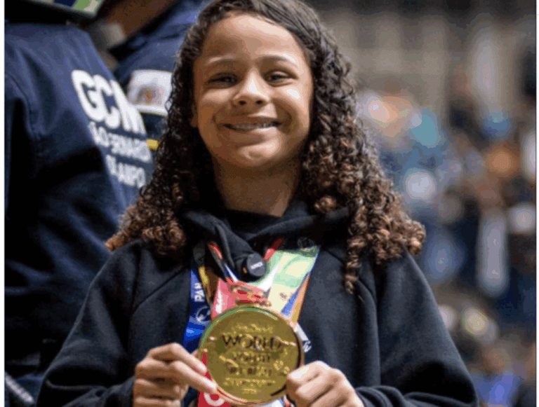 Rebeca Bem-te-vi, atleta de 11 anos, lança projeto social de jiu-jítsu em São Bernardo