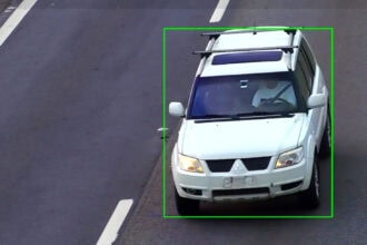 Inteligência Artificial começa a multar motoristas por celular e falta de cinto no Rodoanel