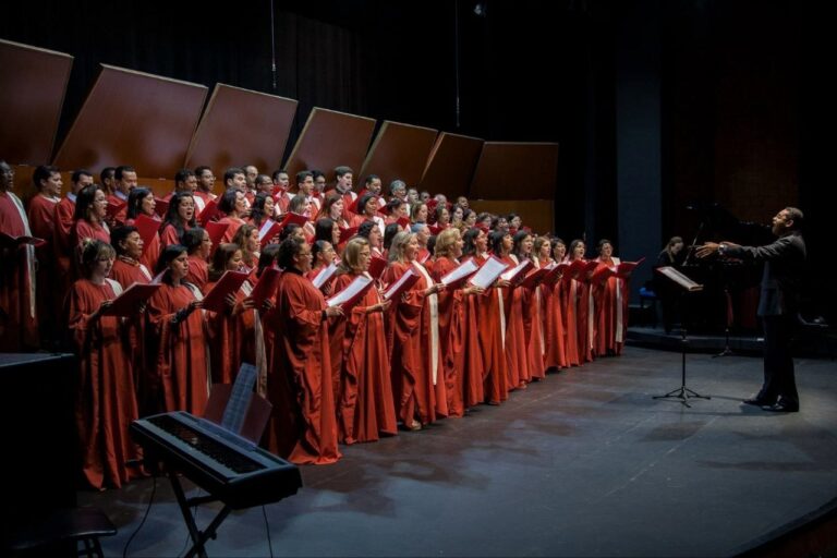 Teatros andreenses recebem cantata, concerto e homenagem ao Queen